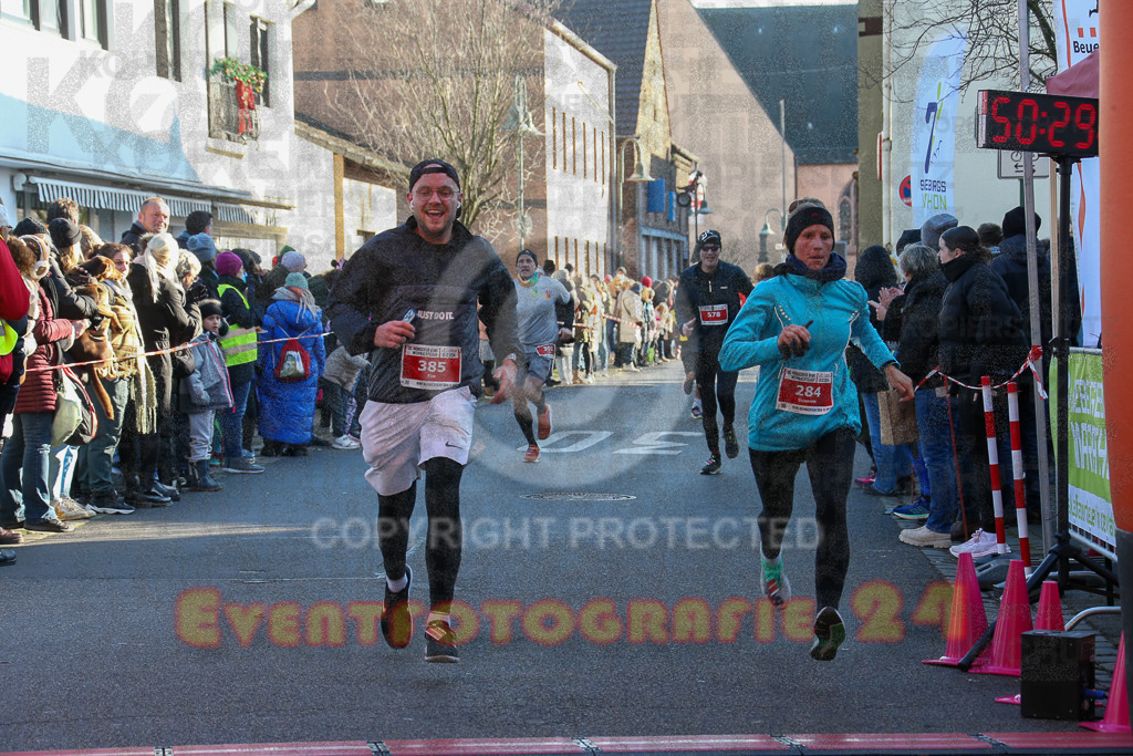 241201_1226_EX1_2139 | Sportfotografie im Rhein-Sieg Kreis, Köln, Bonn, NRW, Rheinland Pfalz, Hessen, etc. Unser Tätigkeitsfeld umfasst den Laufsport vom Volkslauf über den Marathon, Duathlon, Triathon bis zum Ultralauf wie Kölnpfad Ultra oder Schindertrail.