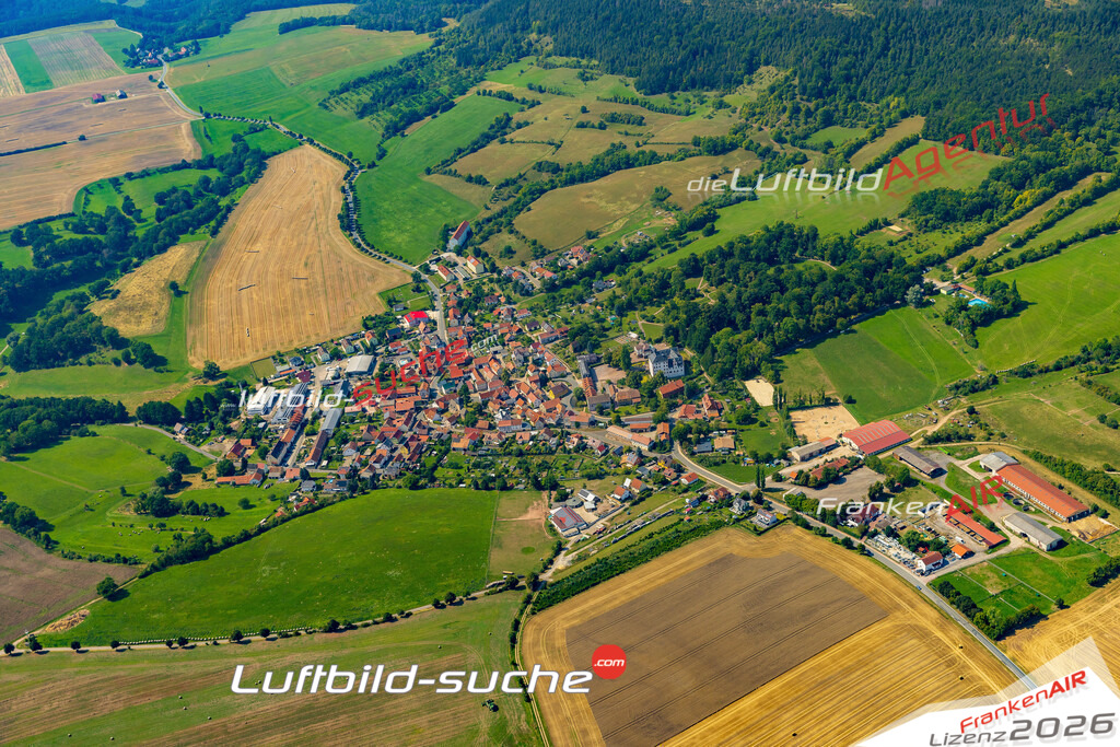 Großkochberg Uhlstädt-Kirchhasel Bild- Das Luftbild wurde 2025 vom UL-Flugzeug heraus erstellt ( keine Drohne bzw. Drohnenaufnahme ) - Hochauflösende Luftaufnahme -Nicht vergleichbar mit Google Maps oder Satelittenbilder- Die Geschenkidee !Mit Lizenz und Bildrechte bestellbar - CC