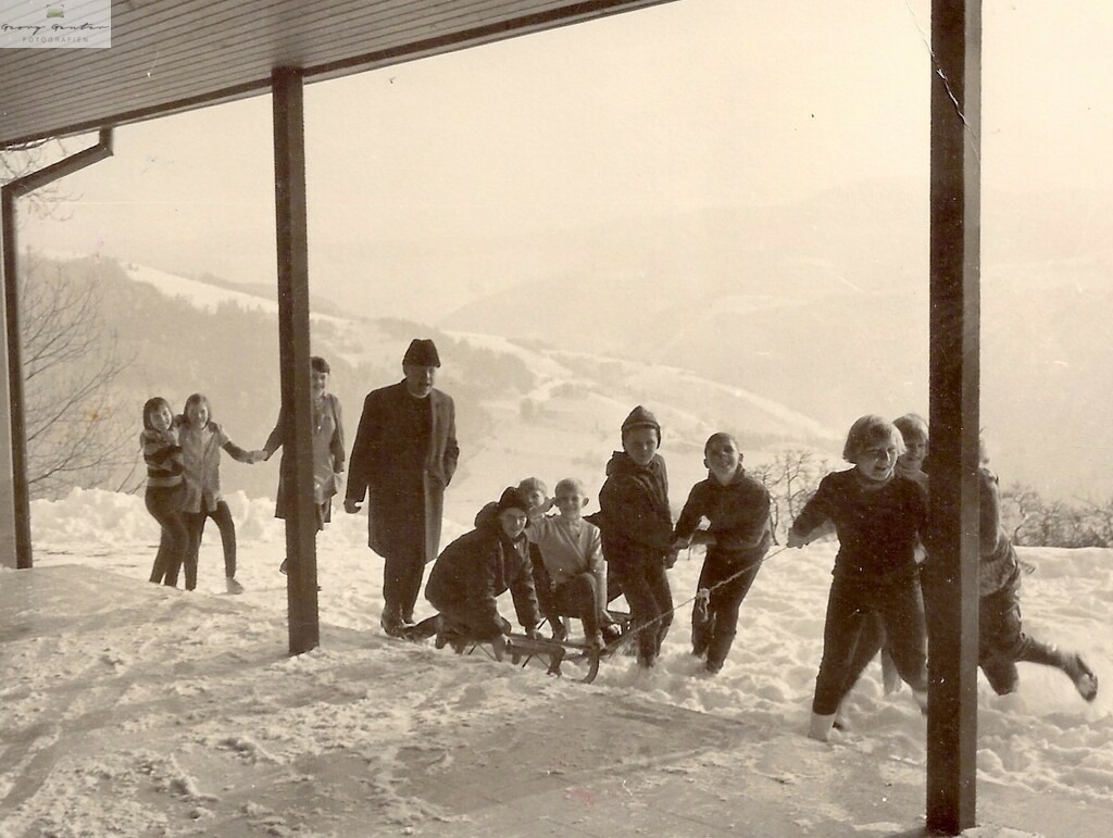 Schüler2 | Fotoblog Schwarzwald, Foto Blog Wiesental, Pfaffenberg, Winterzauber, Zeller Bergland, Zell im Wiesental, Fotoblog Wiesental, Landschaftsfotos, Bilder Wiesental, Natur, Naturbilder, Fastnacht, Zeller Fastnacht, Zeller Fasnacht, Zeller Bergland, Belchen, - Realisiert mit Pictrs.com