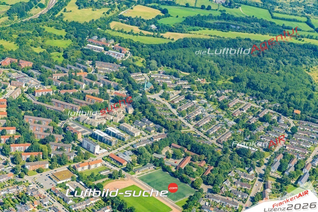 Luftaufnahme Dummersdorf Westpreußenring Lübeck - Die Luftaufnahme wurde 2025 vom UL-Flugzeug heraus erstellt ( ohne Drohne ) - Hochauflösende Luftaufnahme - für professionelle Ausdrucke geeignet. Die Geschenkidee !Mit Lizenz und Bildrechte bestellbar