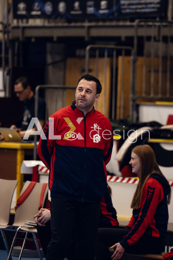 Volleyball I Frauen I Saison 2025-2026 I Volleyball NLA | Women I Round 14 I VC Kanti Schaffhausen - NLZ Volleyball Academy Zürich I 16.01.2026 | Hochwertige Sportfotos kaufen & lizenzieren für Medien, Vereine, Agenturen & Sportler:innen. Entdecke professionelle Sportfotografie im Bildshop von Alexander Franzen. - Realisiert mit Pictrs.com