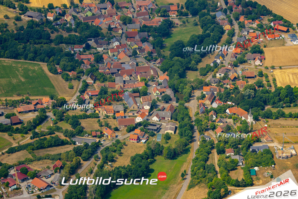 Aktuelles Luftbild von Equarhofen Simmershofen - Die Luftaufnahme wurde 2022 mittels UL-Flugzeug erstellt ( keine Drohne ) - hochauflösende Kamera-Systeme von  Canon -Beste Qualität - Für grossformatige Ausdrucke geeignet. Die Geschenkidee !