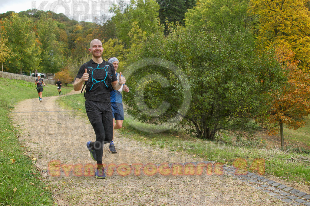 231029_1223_EV4_3615 | Sportfotografie im Rhein-Sieg Kreis, Köln, Bonn, NRW, Rheinland Pfalz, Hessen, etc. Unser Tätigkeitsfeld umfasst den Laufsport vom Volkslauf über den Marathon, Duathlon, Triathon bis zum Ultralauf wie Kölnpfad Ultra oder Schindertrail.