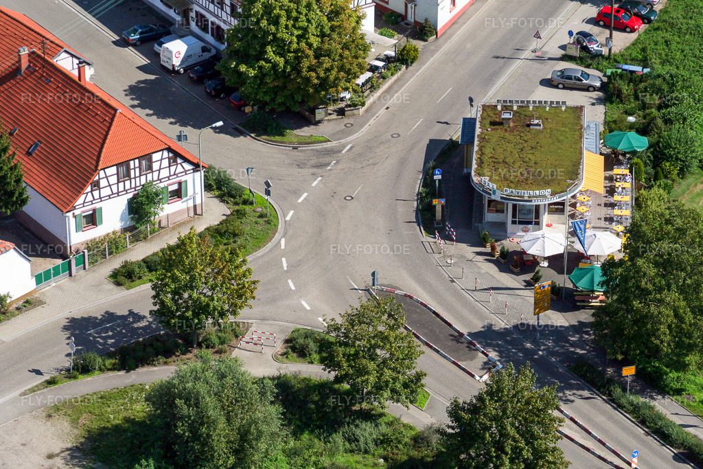 Luftbild: Alter Zoll in Lauterbourg im Bundesland Bas-Rhin in Frankreich. – Foto: IMG_3609.jpg vom 31.08.2006 durch Werner Riehm/FLY-FOTO.de – Auflösung des Originals: 3456 x 2304 px