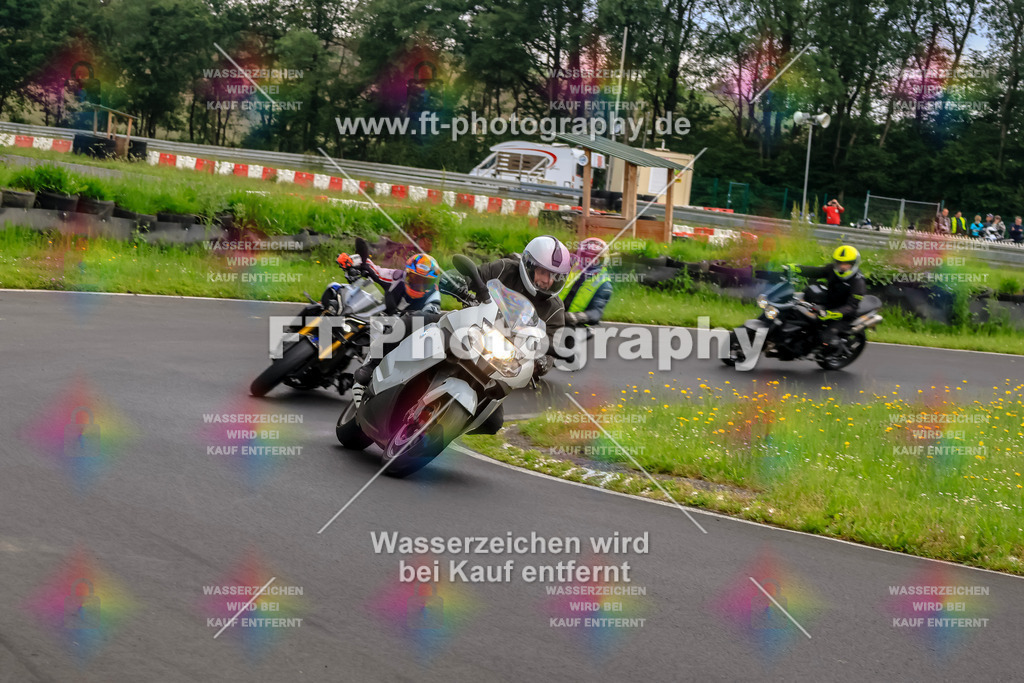 VBK-6939 | Hier findet Ihr Bilder von Touristenfahrten auf der Nürburgring Nordschleife oder von anderen Veranstaltungen die ich besucht habe. Viel Spass beim Durch Schauen 