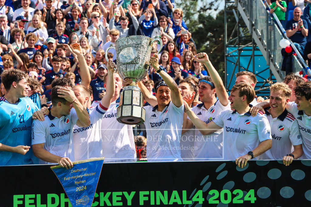 HERREN BUNDESLIGA DM FINALE Mannheimer HC - Hamburger Polo Club 19.05.24 Bonn-001 | lanaschraderfotografie - Realisiert mit Pictrs.com