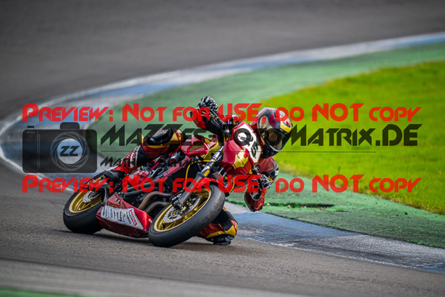 MaZZes_FotoMatrix_220924_8149 | TWIN CUP