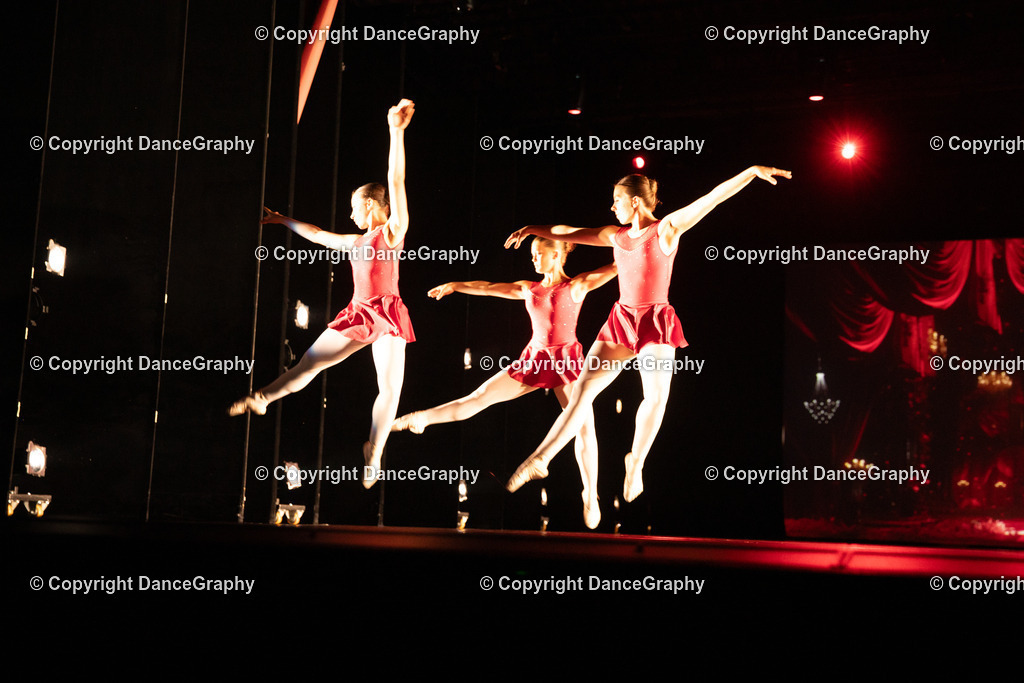 GPHY4279 | DanceGraphy - Realisiert mit Pictrs.com