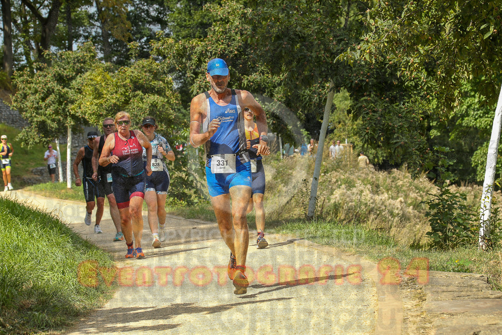 250824_1338_EX1_3113 | Sportfotografie im Rhein-Sieg Kreis, Köln, Bonn, NRW, Rheinland Pfalz, Hessen, etc. Unser Tätigkeitsfeld umfasst den Laufsport vom Volkslauf über den Marathon, Duathlon, Triathon bis zum Ultralauf wie Kölnpfad Ultra oder Schindertrail.