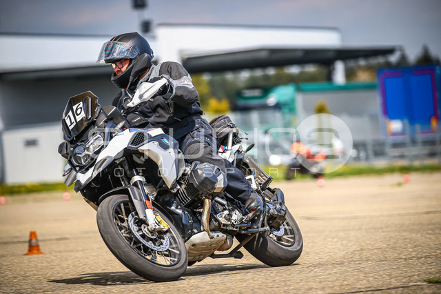 0016-260418_NOE6-019_16 | Deine Full-Service-Agentur für ✔️Videoproduktionen und ✔️Motorsportfotografie Jetzt Angebot anfragen!