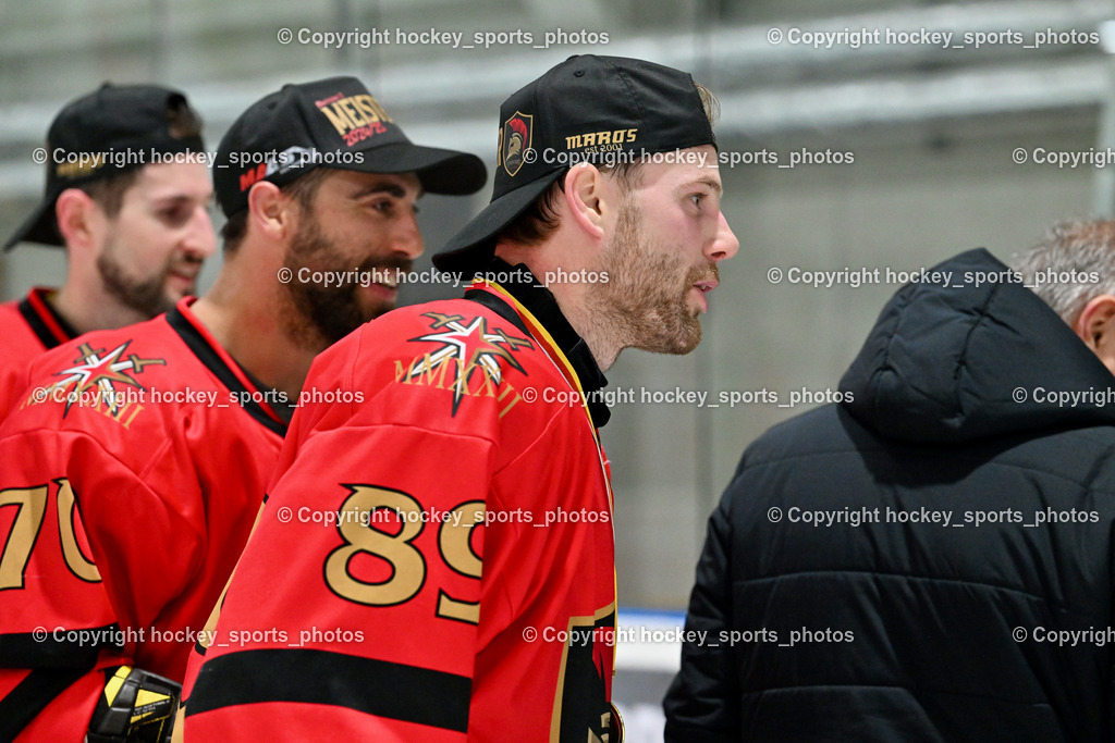Lendhafen Seelöwen vs. Spartans Althofen | Siegerehrung, #89 Pirmann Markus Spartans Althofen, Lendhafen Seelöwen vs. Spartans Althofen, Lendhafen Seelöwen vs. Spartans Althofen am 14.02.2025 in Ferlach (HTC Eishalle Ferlach), Austria, (Photo by Bernd Stefan)