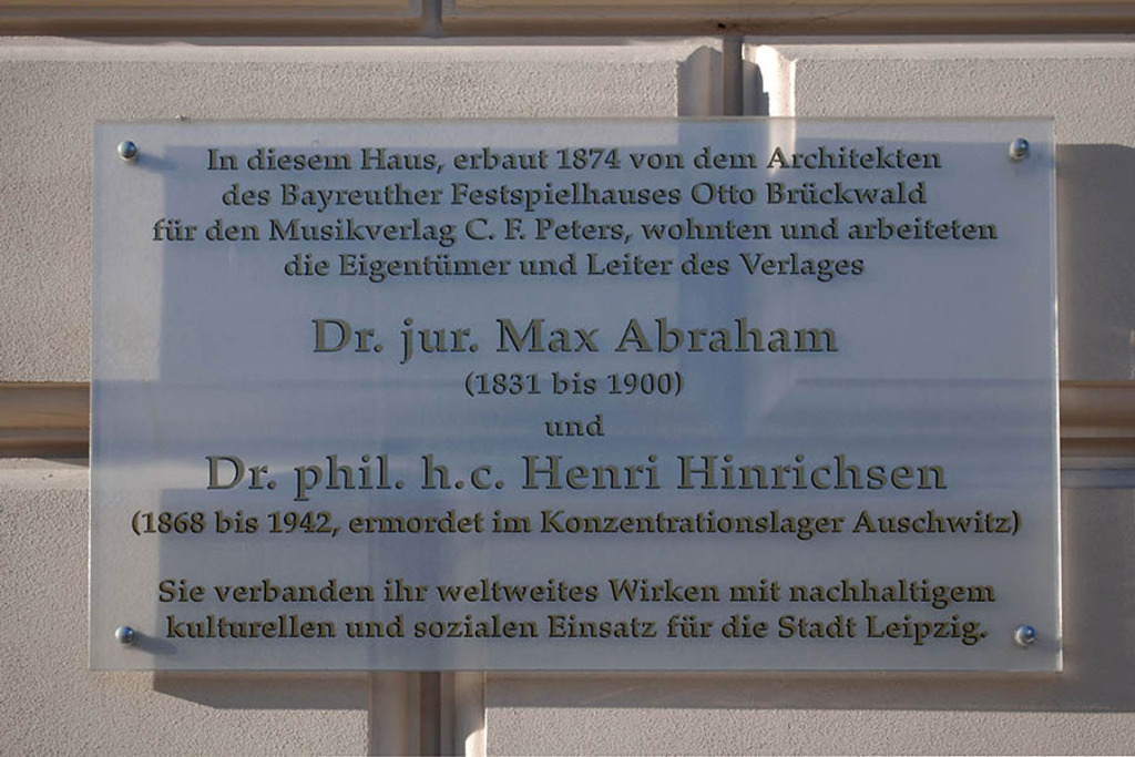 Bildlexikon Leipzig - Max Abraham und Henri Hinrichsen - Gedenktafel | Das Team hinter BILDLEXIKON LEIPZIG bündelt historische wie aktuelle Informationen über die Stadt Leipzig in Text und Bild auf einer Plattform und stellt diese der interessierten Öffentlichkeit zur Verfügung.