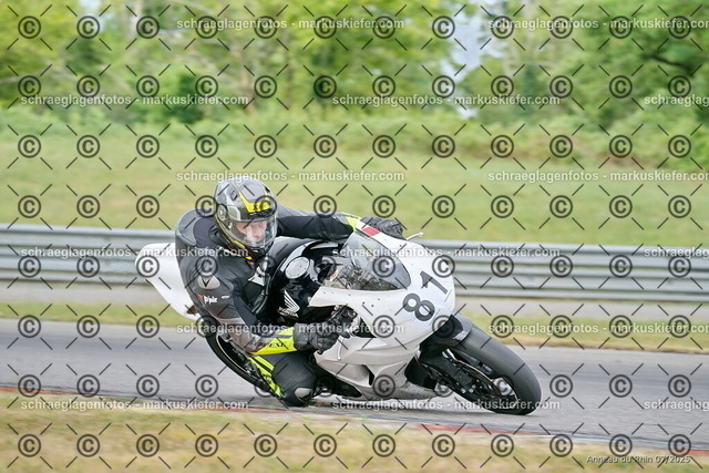 25bt05-0001 | markuskiefer.com - Realisiert mit Pictrs.com
