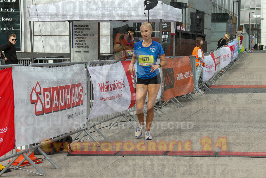 250920_1325_EX1_4439 | Sportfotografie im Rhein-Sieg Kreis, Köln, Bonn, NRW, Rheinland Pfalz, Hessen, etc. Unser Tätigkeitsfeld umfasst den Laufsport vom Volkslauf über den Marathon, Duathlon, Triathon bis zum Ultralauf wie Kölnpfad Ultra oder Schindertrail.