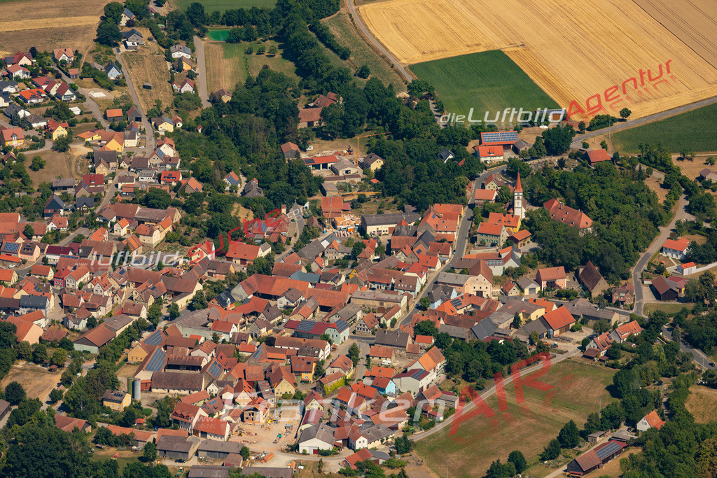 ippesheim-luftbild-2022-7809 | Aktuelles Luftbild von  Ippesheim - Die Luftaufnahme wurde 2022 mittels UL-Flugzeug erstellt ( keine Drohne ) - hochauflösende Kamera-Systeme von  Canon -
Beste Qualität - Für grossformatige Ausdrucke geeignet. Die Geschenkidee !