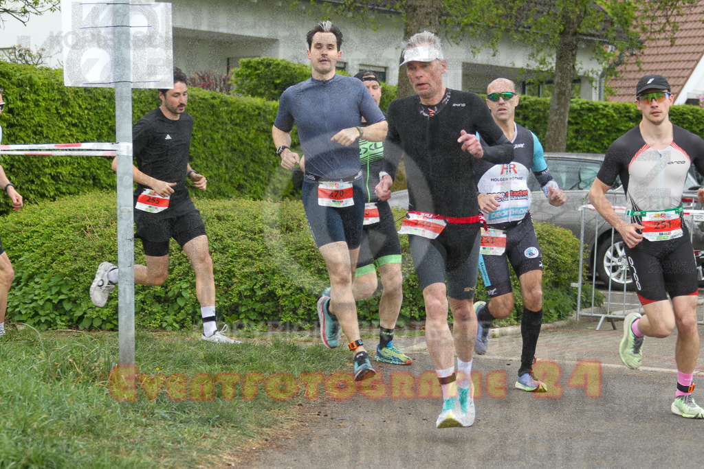 250413_1114_EV4_7485 | Sportfotografie im Rhein-Sieg Kreis, Köln, Bonn, NRW, Rheinland Pfalz, Hessen, etc. Unser Tätigkeitsfeld umfasst den Laufsport vom Volkslauf über den Marathon, Duathlon, Triathon bis zum Ultralauf wie Kölnpfad Ultra oder Schindertrail.