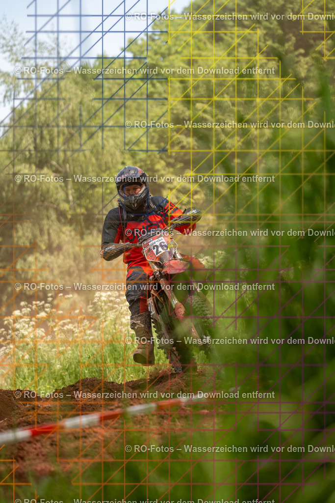 Wolfshausen 5 Lauf -428 | Sportfotografie von RO-Fotos: Motorsport, Motocross, Enduro, Laufveranstaltungen und Triathlon. Professionelle Fotos von Sportlern und Events. - Realisiert mit Pictrs.com