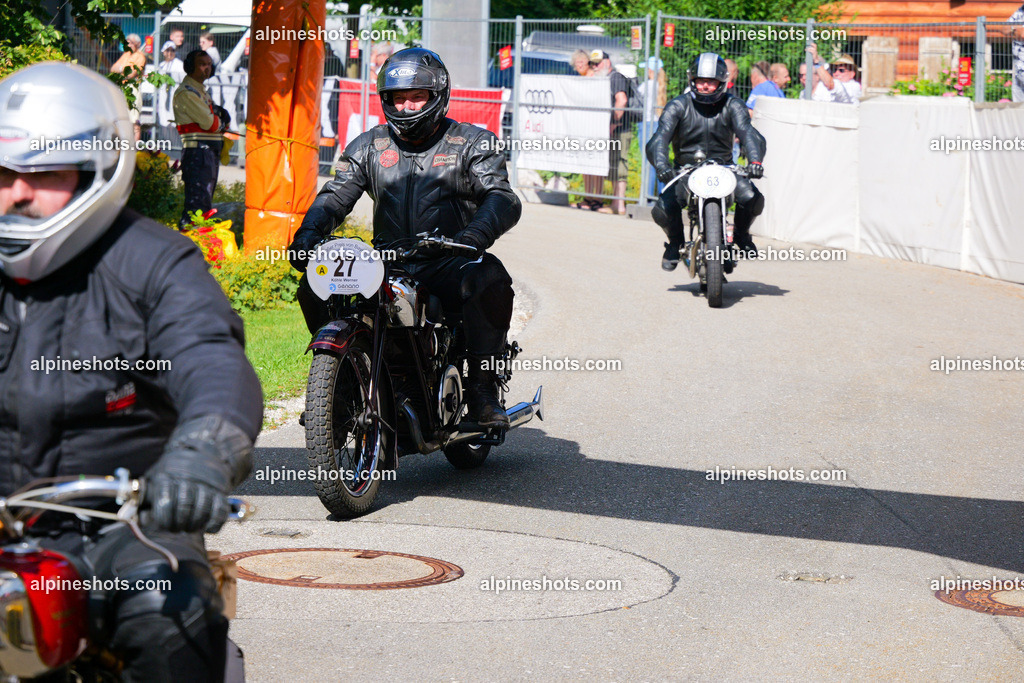 P1025902 | Erleben Sie atemberaubende, hochqualitative Fotos Ihrer Fahrt entlang der malerischen Alpenstraßen. Besuchen Sie alpineshots.com, um professionelle Aufnahmen Ihrer unvergesslichen Reise zu finden und zu kaufen - Realisiert mit Pictrs.com