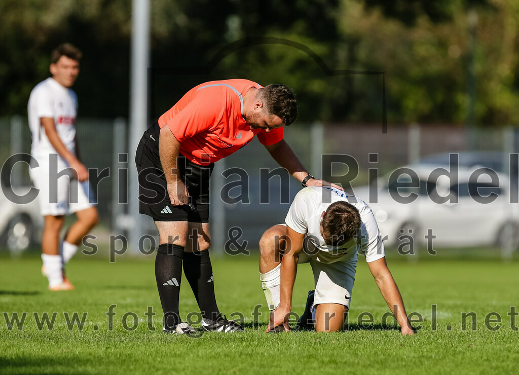 2023-09-10_087_SV_Eichenried_gegen_FC_Eitting | Eichenried, Deutschland, 10.09.2023:
Fußball, Kreisliga 2023 / 2024, 8. Spieltag, SV Eichenried gegen FC Eitting, Endergebnis: 1:2

Foto: Christian Riedel / fotografie-riedel.net