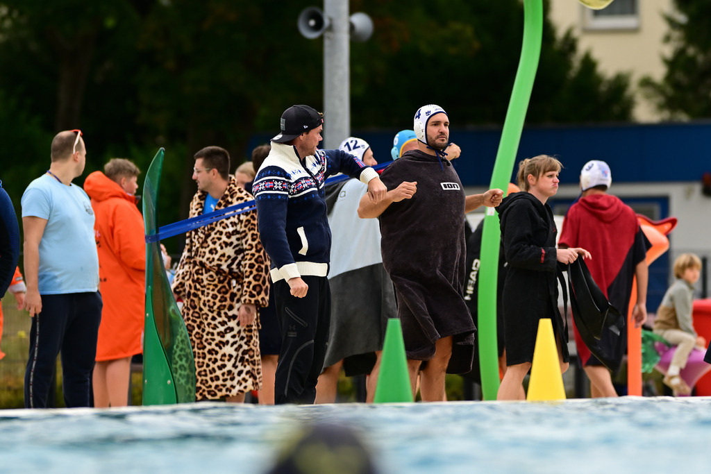 Wasserball I Mixed I 52. Int. Wasserballturnier Buxtehude | Der Sportfotograf. - Realisiert mit Pictrs.com