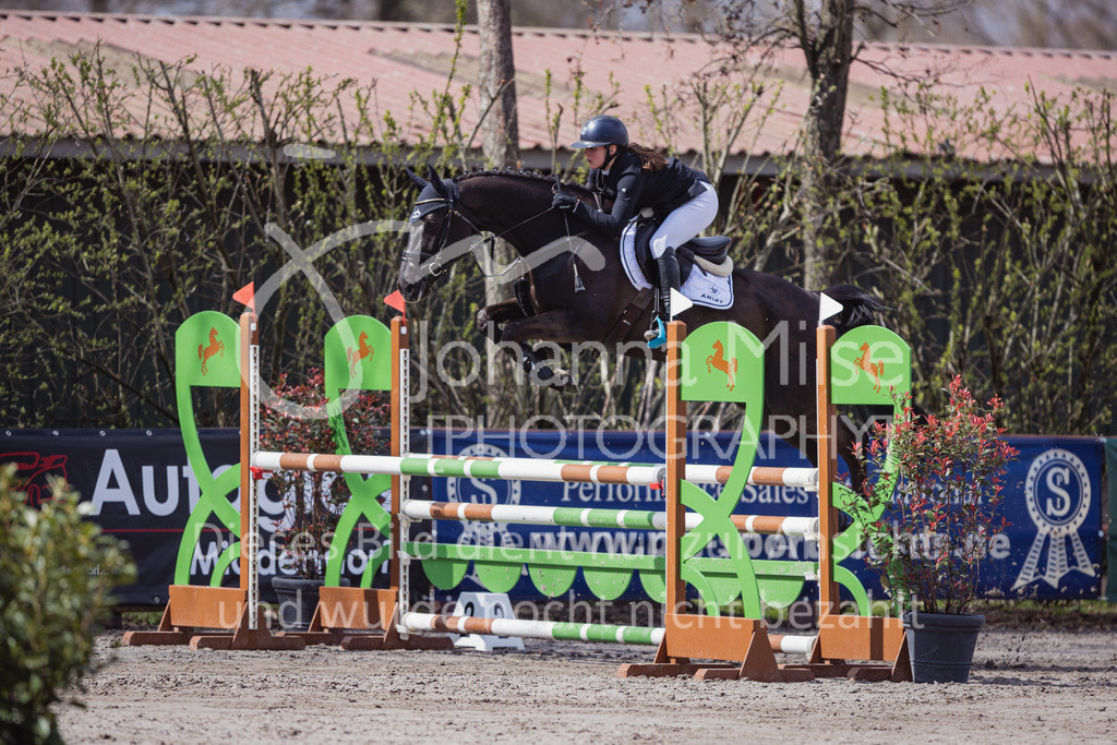 230411_Mühlen_03SprPf-L-304 | Deine schönsten Turniermomente als professionelle Fotos! Entdecke hochwertige Pferdesport-Fotografie im Online-Shop. Jetzt Fotos finden & bestellen!