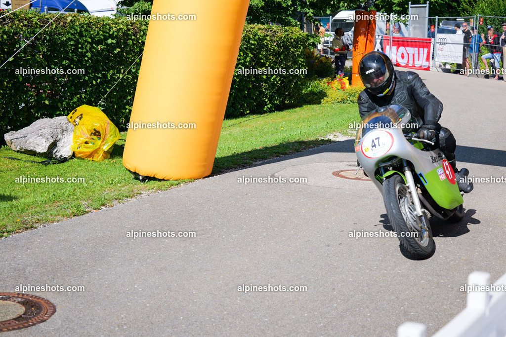 P1025837 | Erleben Sie atemberaubende, hochqualitative Fotos Ihrer Fahrt entlang der malerischen Alpenstraßen. Besuchen Sie alpineshots.com, um professionelle Aufnahmen Ihrer unvergesslichen Reise zu finden und zu kaufen - Realisiert mit Pictrs.com