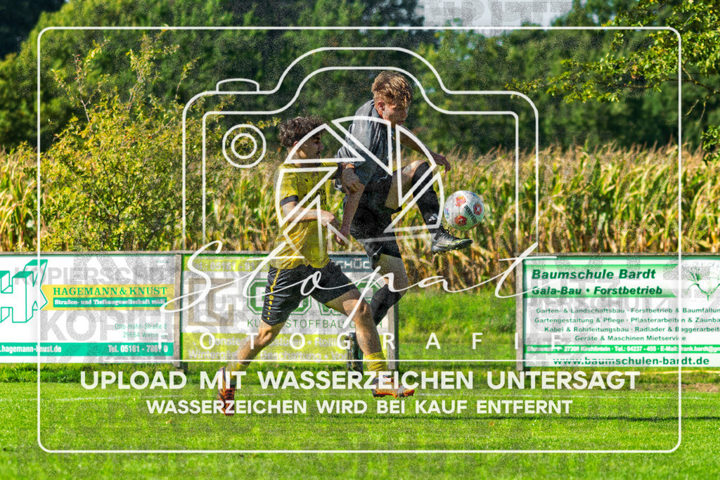 260920-FGFS-SVN-0004 | v.l. Milade Mirzo (SVN Buchholz #7), Kjell Wagner (FG Fulde-Stellichte #2);Kreisliga Herren HK - FG Fulde-Stellichte vs. SVN Buchholz am 20.09.2026 in Zentralstadion, Fulde - Realisiert mit Pictrs.com