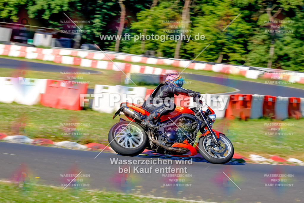 _MOT5264 | Hier findet Ihr Bilder von Touristenfahrten auf der Nürburgring Nordschleife oder von anderen Veranstaltungen die ich besucht habe. Viel Spass beim Durch Schauen 