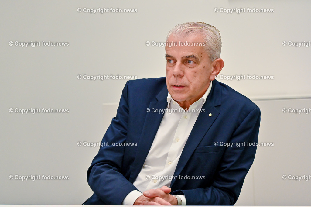 Herbert Walzhofer_ Vorstandsdirektor Sparkasse OÖ_ 19.01.2023-8 | 19.01.2023, Linz, AUT, Sparkasse Oberoesterreich im Bild Herbert Walzhofer (Vorstandsdirektor Sparkasse Ooe)