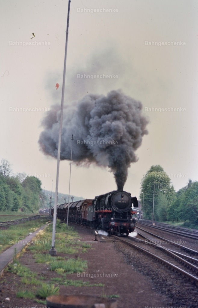 Bild0010 | Stöbern Sie durch einzigartige Aufnahmen und finden die perfekte Aufnahme für jeden Eisenbahnentheusiast! Stellen Sie sich aus einer Reihe von Möglichkeiten wie der Druck auf Leinwände, Fotoposter, Kalender oder Magnetfotos Ihr Geschenk zusammen - Realisiert mit Pictrs.com