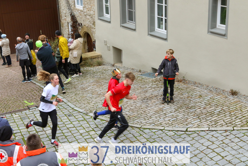 Roewisch Wohnbau Cup 5000m | 3 Koenigslauf 2023 - Realisiert mit Pictrs.com