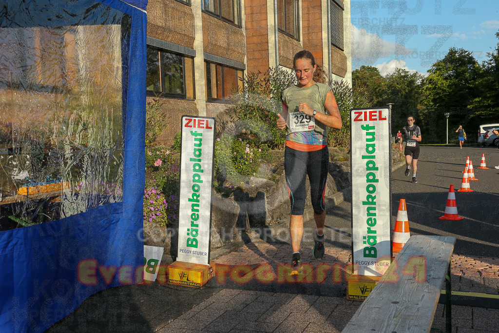 250801_1935_EX1_8267 | Sportfotografie im Rhein-Sieg Kreis, Köln, Bonn, NRW, Rheinland Pfalz, Hessen, etc. Unser Tätigkeitsfeld umfasst den Laufsport vom Volkslauf über den Marathon, Duathlon, Triathon bis zum Ultralauf wie Kölnpfad Ultra oder Schindertrail.