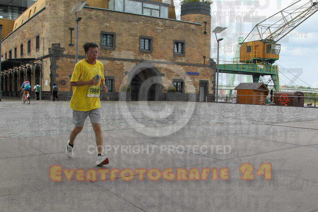 250920_1530_EV4_8971 | Sportfotografie im Rhein-Sieg Kreis, Köln, Bonn, NRW, Rheinland Pfalz, Hessen, etc. Unser Tätigkeitsfeld umfasst den Laufsport vom Volkslauf über den Marathon, Duathlon, Triathon bis zum Ultralauf wie Kölnpfad Ultra oder Schindertrail.