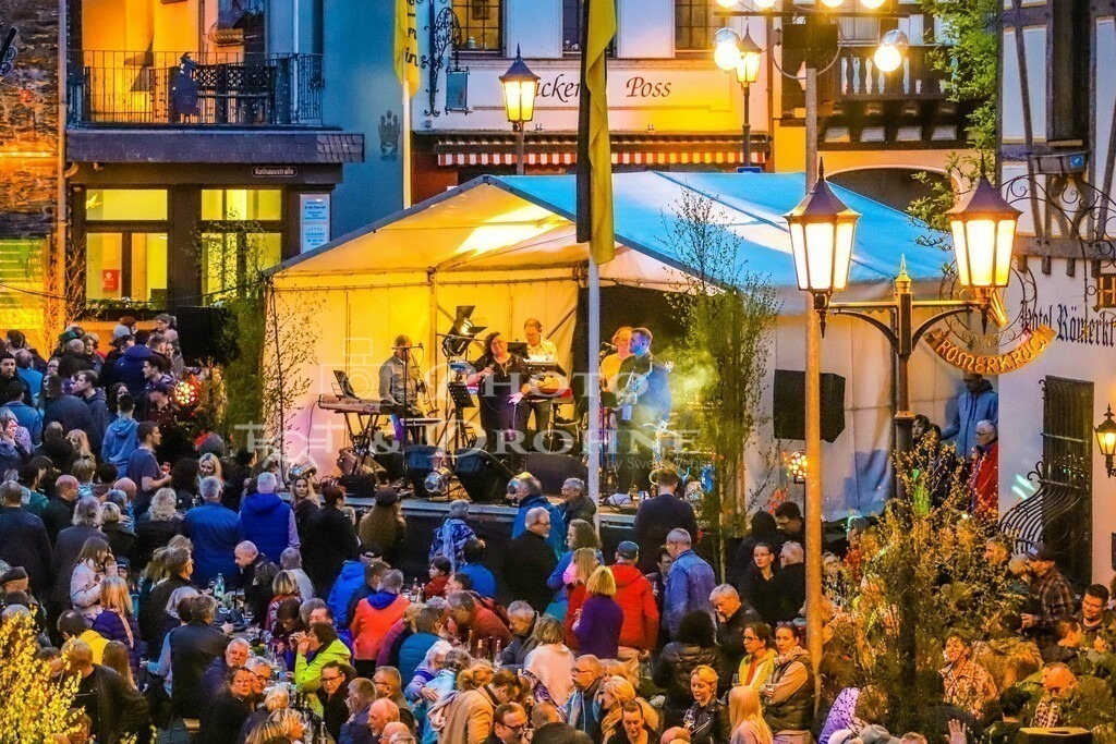 Oberwesel 2023 Hexennacht-2244 | Die Hexennacht in Oberwesel am Rhein findet in der Walpurgisnacht am 30. April statt. - Realisiert mit Pictrs.com