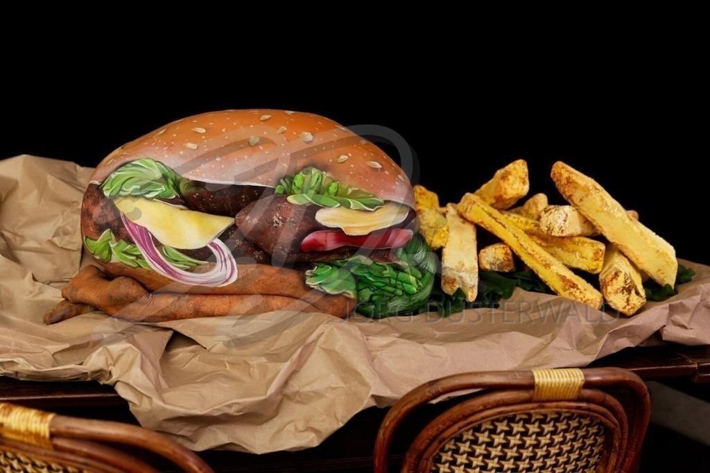 FoodArt-BURGER_3987c | #002 | Modell: Pola | Foto: Tschiponnique Skupin - Realisiert mit Pictrs.com