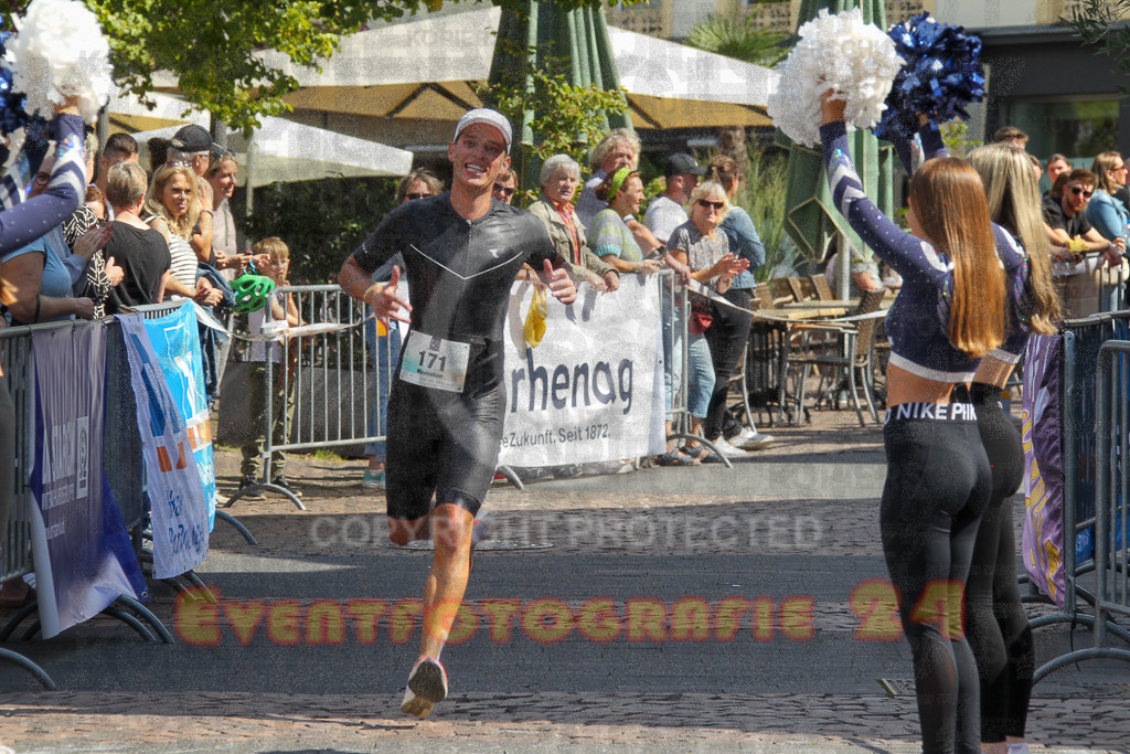 250824_1238_EV4_9340 | Sportfotografie im Rhein-Sieg Kreis, Köln, Bonn, NRW, Rheinland Pfalz, Hessen, etc. Unser Tätigkeitsfeld umfasst den Laufsport vom Volkslauf über den Marathon, Duathlon, Triathon bis zum Ultralauf wie Kölnpfad Ultra oder Schindertrail.
