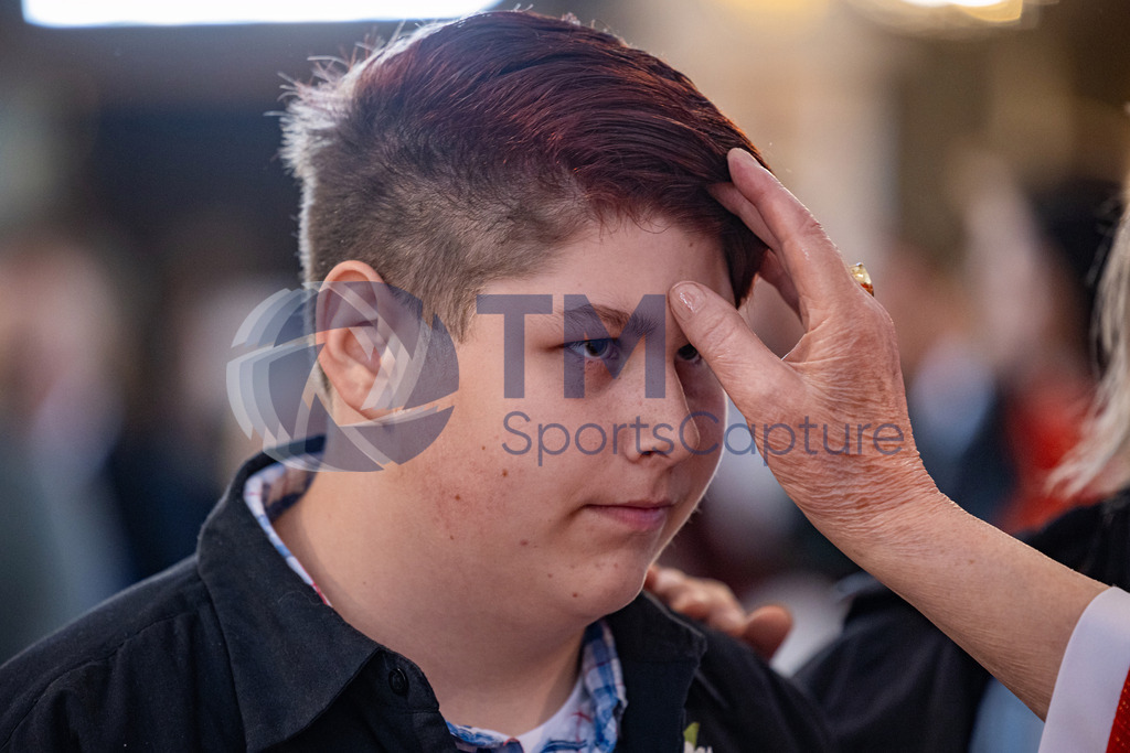 RR5M6791 | Firmung Klagenfurt-Dom 19.05.2024 8 Uhr