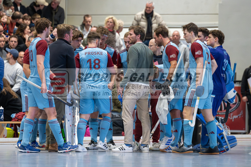 SFE_20260131_0088 | Mönchengladbach, Deutschland, 31.01.26: Hallenhockey 1. Bundesliga Herren Playoff zwischen Crefelder HTC - UHC Hamburg im GHTC Halle am 31.01.2026 in Mönchengladbach, Deutschland. (Foto von Stephan Fehrmann)Mönchengladbach, Germany, 31.01.26: Hallenhockey 1. Bundesliga Herren Playoff between Crefelder HTC - UHC Hamburg in GHTC Halle at 31.01.2026 in Mönchengladbach, Deutschland. (Foto from Stephan Fehrmann)