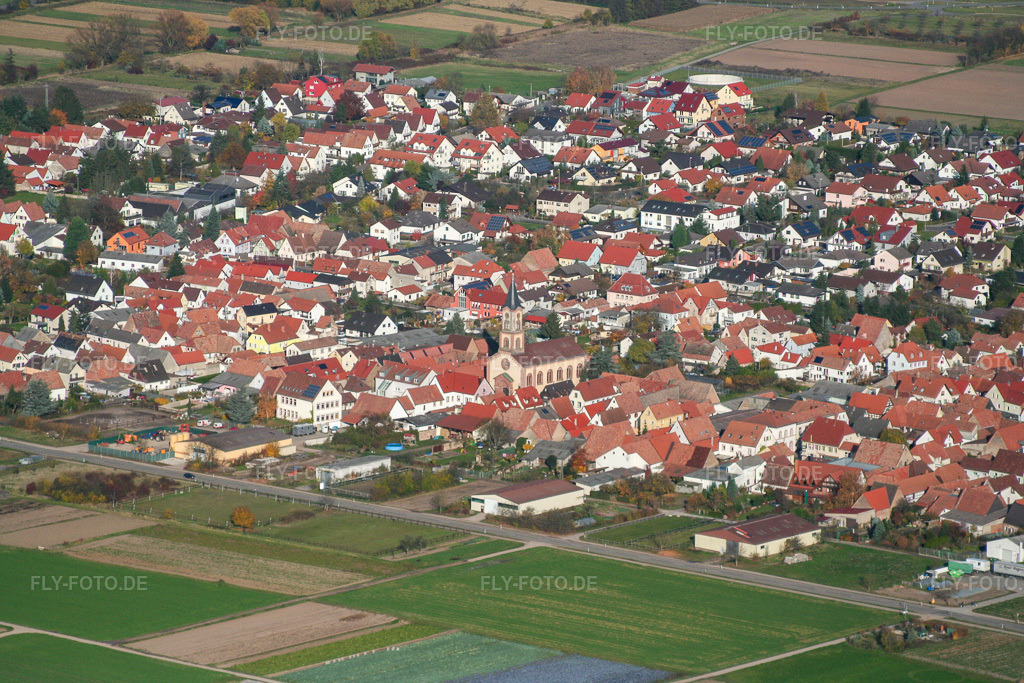 Luftbild: Hauptstr in Zeiskam im Bundesland Rheinland-Pfalz in Deutschland. Foto: IMG_14542.jpg vom 08.11.2008 durch Werner Riehm/FLY-FOTO.de