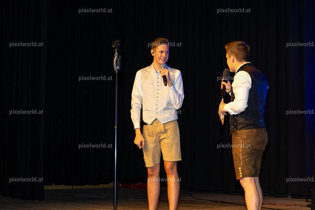 Schlager trifft Tracht | Bildershop von pixelworld.at - Realisiert mit Pictrs.com