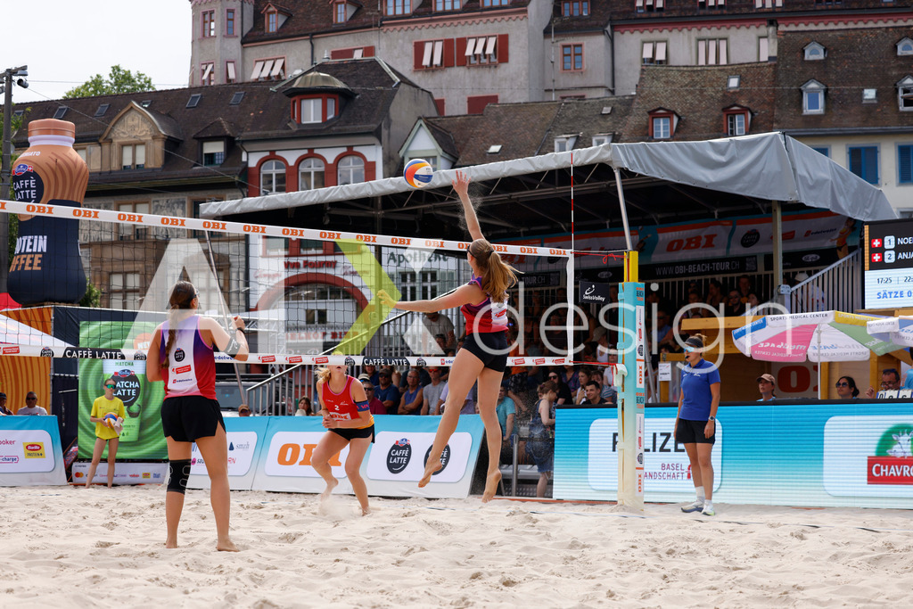 Obi BeachTour 2026 - Basel | BASEL, SWITZERLAND - JULY 18: LIVIA STOLZ (SUI) attack / spike during the Obi BeachTour 2026 match between EUGSTER / GÄHWILER (SUI) and WANDELER / STOLZ (SUI) at Barfüsserplatz on July 18, 2026 in Basel, Switzerland. - Realisiert mit Pictrs.com