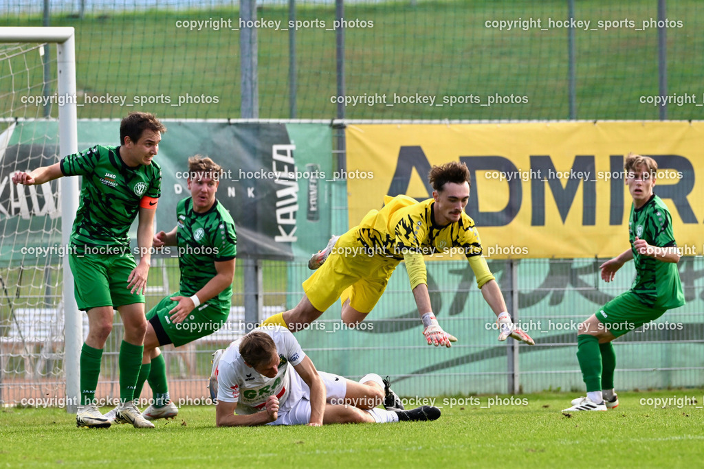 SC Landskron vs. Rapid Lienz | #22 Alexander Jürgen Pöschl SC Landskron, #8 Philipp Gatti SC Landskron, #2 Martin Wibmer Rapid Lienz, #21 Fabio Gödel SC Landskron, #3 Lukas Aschaber SC Landskron, SC Landskron vs. Rapid Lienz, SC Landskron vs. Rapid Lienz am 22.09.2024 in Villach (Sportanlage Landskron), Austria, (Photo by Bernd Stefan)
