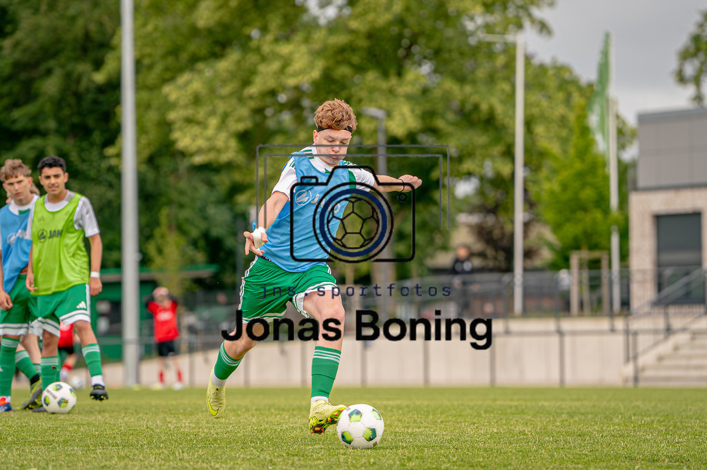 Sportfoto_ I 4313 | jns.sportfotos - Realisiert mit Pictrs.com