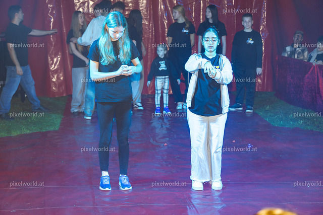 Zirkusvorstellung der MS Feldkirchen Digital | Bildershop von pixelworld.at - Realisiert mit Pictrs.com