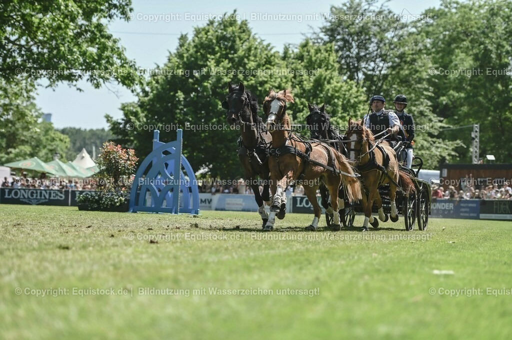 20230528_Jump-and-Drive_0271 | equistock