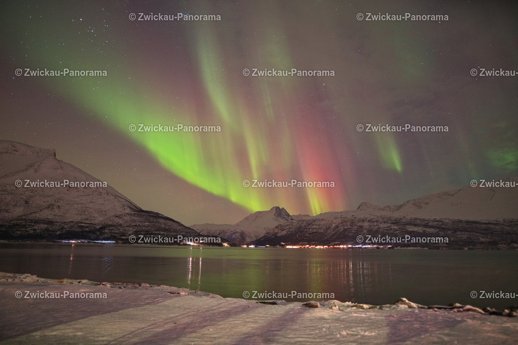 2024_1231_Urlaub_Norwegen_0950 | Urban. Natur. Panorama. Luftbild. 
Der Bildershop für aufregende Perspektiven!
Für Deko, Wandbild und Kalender!
Wir bringen LED-Bilder zum Leuchten!
