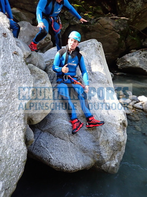 P9270054 | Bestelle die Bilder deines Berg- oder Wasser-Abenteuers mit Mountain Sports bequem von zu Hause aus direkt über unseren Online Fotoshop von pictrs.com. - Realisiert mit Pictrs.com