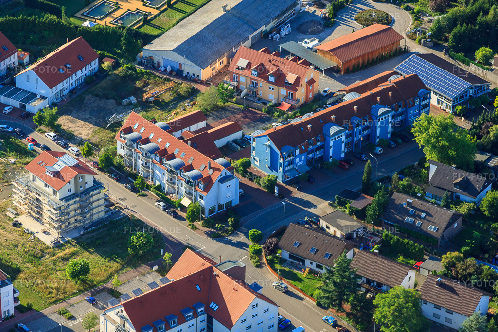 Luftbild: Ludowiciring in Jockgrim im Bundesland Rheinland-Pfalz in Deutschland. Foto: IMG_30877.jpg vom 31.07.2010 durch Werner Riehm/FLY-FOTO.de