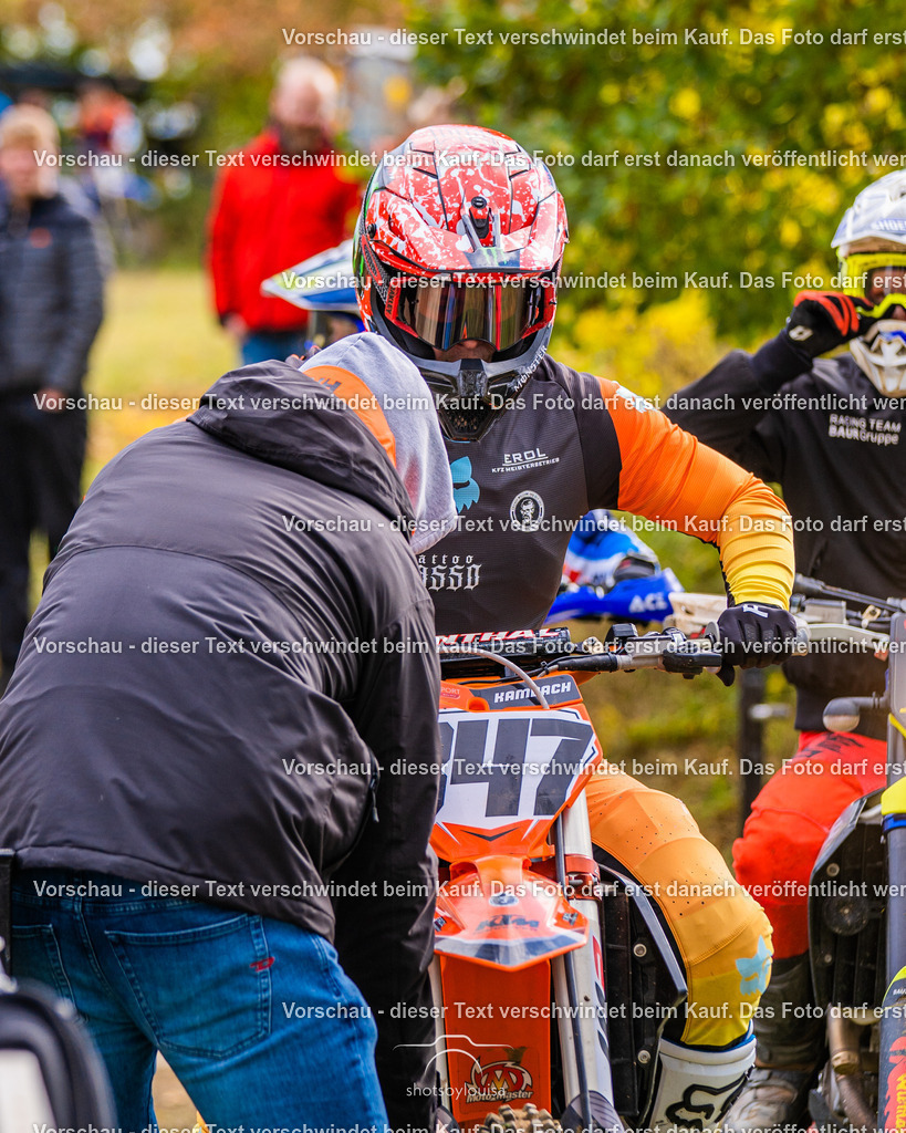 10_25_MCBernauerSchleife-6613 | Sportfotografin aus Berlin-Brandenburg mit Fokus auf Motocross. Ich halte deine sportliche Leistung und echte Emotionen auf und neben der Strecke professionell fest. Entdecke die Fotos von deinem Rennen und bestelle sie direkt hier im Shop.