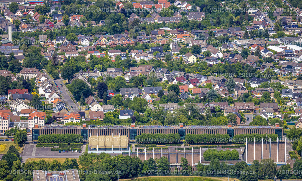 Castrop-Rauxel220706910 | Luftbild, Stadtansicht, Europaplatz, Rathaus und Stadtverwaltung, Europahalle Forum und Stadthalle, Solardach, Rauxel, Castrop-Rauxel, Ruhrgebiet, Nordrhein-Westfalen, Deutschland